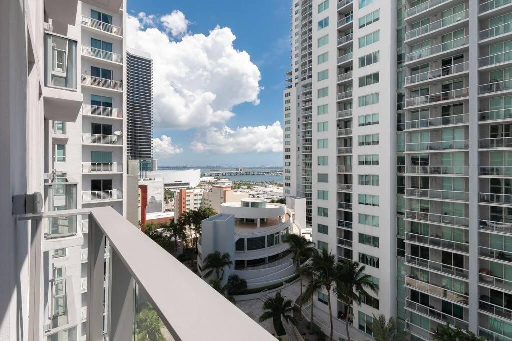 Stylish Modern Downtown Studio Free Parking Apartment Miami Ngoại thất bức ảnh